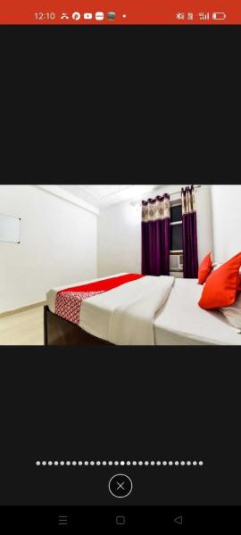 Hotel O White Rock Hotel